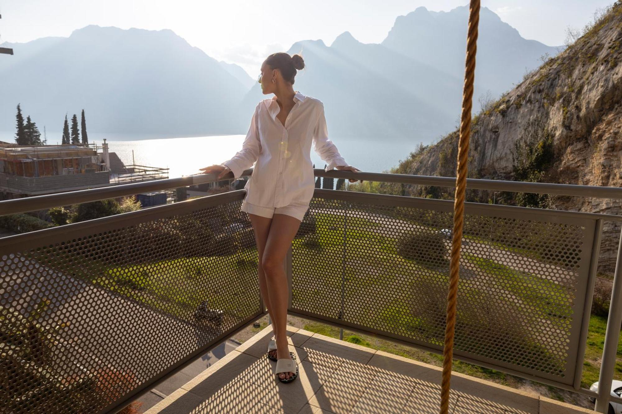 Hi Hotels Torbole - Pool & Spa Torbole Sul Garda Екстериор снимка